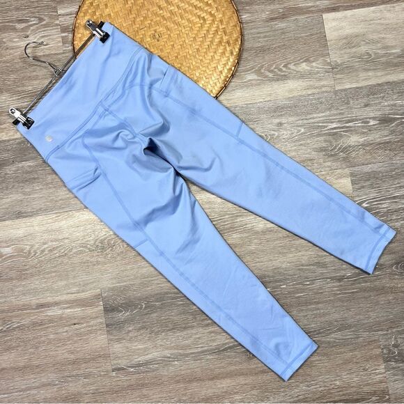 Zella‎ light Blue cropped leggings w/ side pockets - Picture 3 of 4